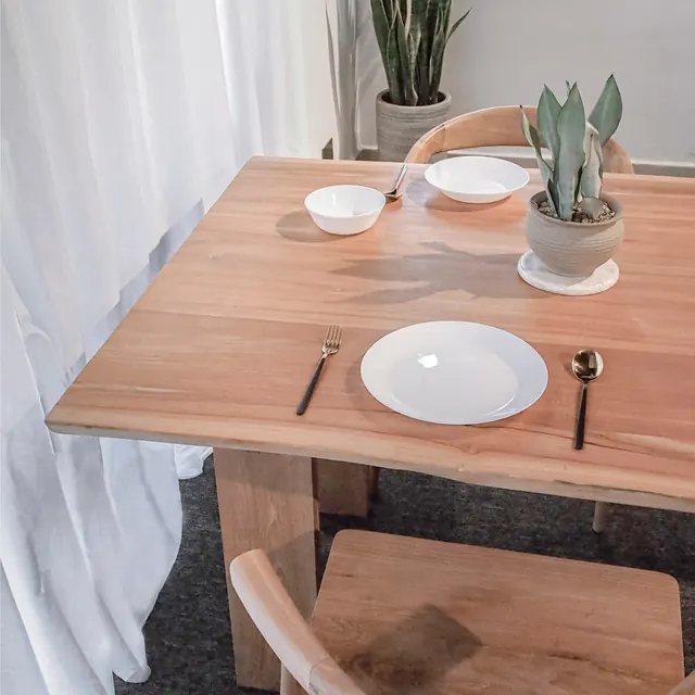 Bord dining table, solid teak, by Mobelindo